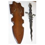 NS: APPROX 18" FASTASY DAGGER