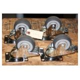S: SET OF 4 MEDIUM SIZE CASTER WHEELS W/BRAKES
