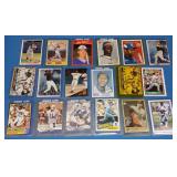 S: LOT OF 18 FOOTBALL / BASEBALL STAR & RC CARDS