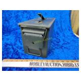 Like new Ammo can