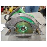 Hitachi skill saw works good