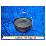 Beautiful large number 10 Dutch oven with feet