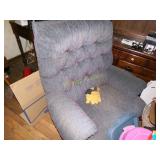 BLUE RECLINER