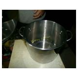 STAINLESS STEEL POT