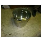 LARGE POT