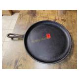 USA made cast iron pan griddle