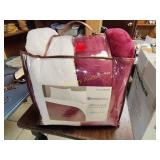 Brand new micro lite Sherpa blanket