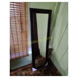Wall mirror