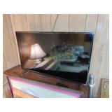42-in Vizio TV with remote