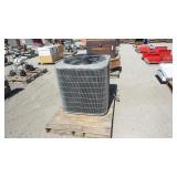 Payne 4 Ton A/C Condenser Unit