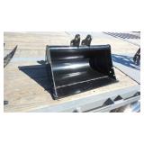 22 In Heavy Duty Mini-Excavator Bucket