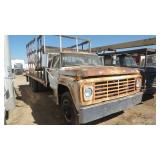 Ford F600 Flatbed Truck Gas Engine