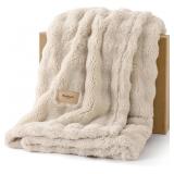 Bedsure 3D Bubble Blanket for Couch - GentleSoft W