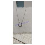 sterling silver horseshoe pendant necklace with