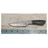 Hunting knife
