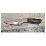 Hunting knife