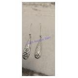 Sterling silver linger filigree teardrop earrings