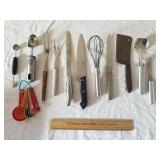 Kitchen Utencils 1 Lot