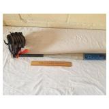 Aluminum Baseball Bat & Glove 1 Lot