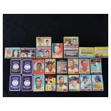 25 Assorted Vintage Baseball Cards 1 Lot