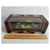 Mello Yello 1:24 Scale Die Cast Stock Car