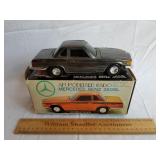 Mercedes Benz 350SL AM Radio