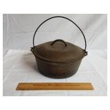 10 & 1/4" Cast Iron Pot w/ Lid