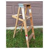 Werner Wooden 4ft Step Ladder