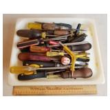 Assorted Screwdrivers 1 Lot