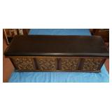 Lane Cedar Chest 16 x 47 & 1/2 x 14 & 3/4"