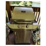 Char-Broil Quantum Grille w/ 20lb Propane Tank