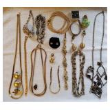 Assorted Jewelry 1 Lot