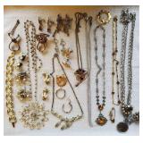 Assorted Jewelry 1 Lot