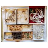 Assorted Jewelry 1 Lot