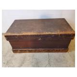 Vintage Wooden Blanket Box 19 x 37 x 16"
