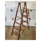 6ft Wooden Step Ladder