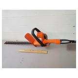 Black & Decker Electric Hedge Trimmer 16"