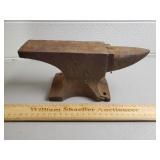 Anvil 9 & 1/2" L - Chipped Corner