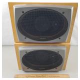 Realistic Speakers