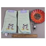 Disney Mickey/Minnie Mouse Collectibles