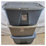 3ct Plastic Totes - 1 Cracked Lid