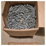 2 & 1/2" HG Common 8D Nails
