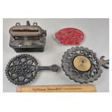 Cast Iron Trivets Cleveland Foundry Sad Iron Base