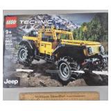 Lego Technic Jeep Set 42122 - Unopened