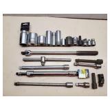 1/2" Breaker Bar, Extensions & Sockets