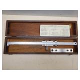 Hole Center Gage "Center - Mike"