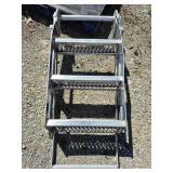 The Trucker Aluminum Flat Bed Ladder