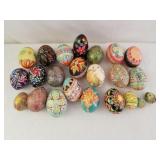 Vintage Hand Painted Easter Eggs 1 Lot