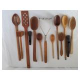 Vintage Wooden Utensils 1 Lot
