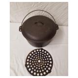 Griswold #12 Cast Iron Dutch Oven w/ Trivet